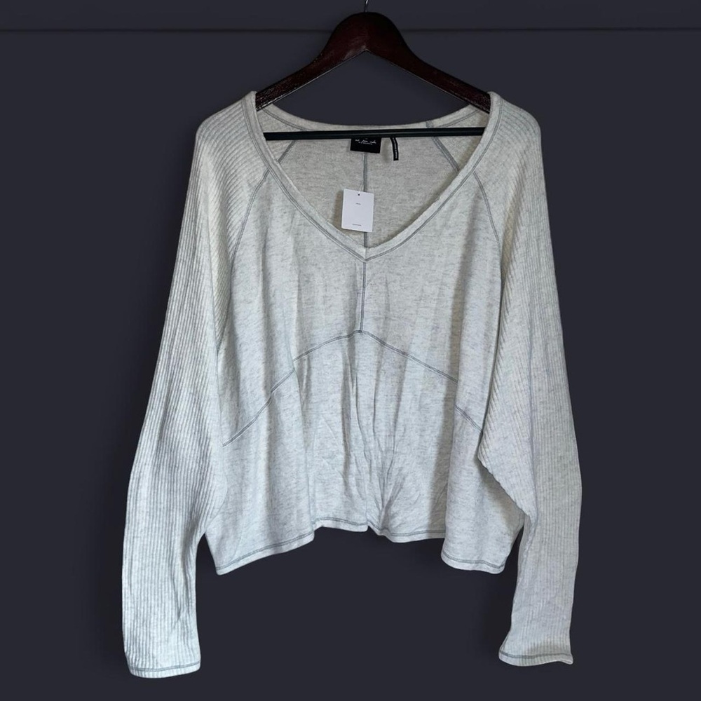 UO Out From Under Hazel Blocked Long Sleeve V-Neck Sweater Ivory